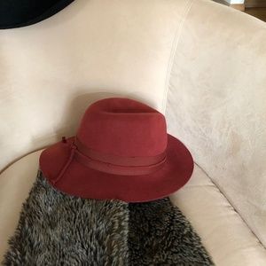 Cosmopolitan Hat